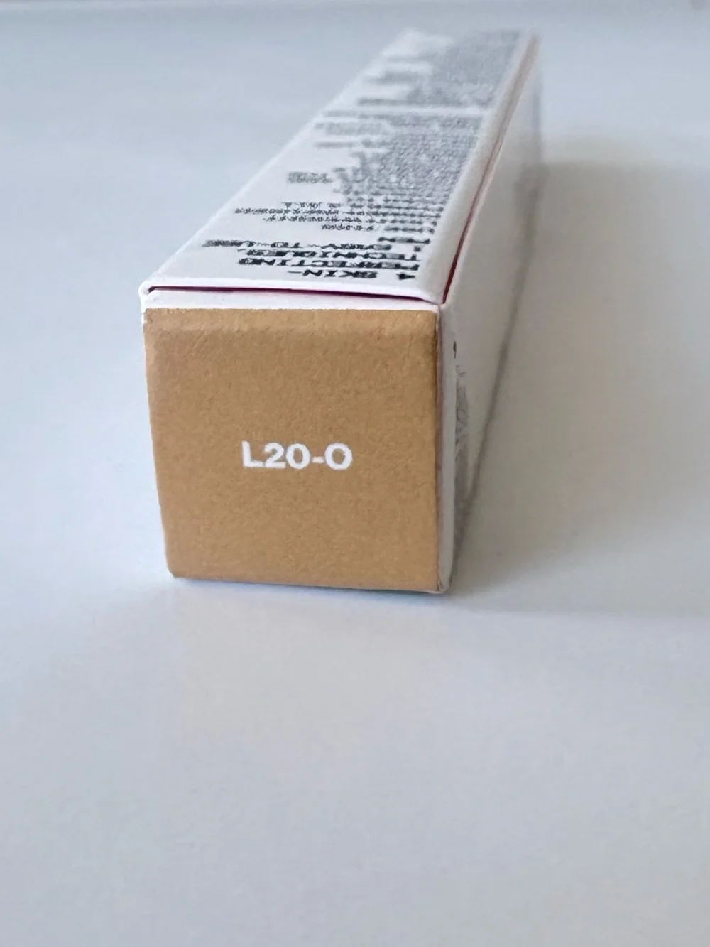Smashbox Halo Healthy Glow 4-in-1 Perfecting Pen Concealer Pen L20-O